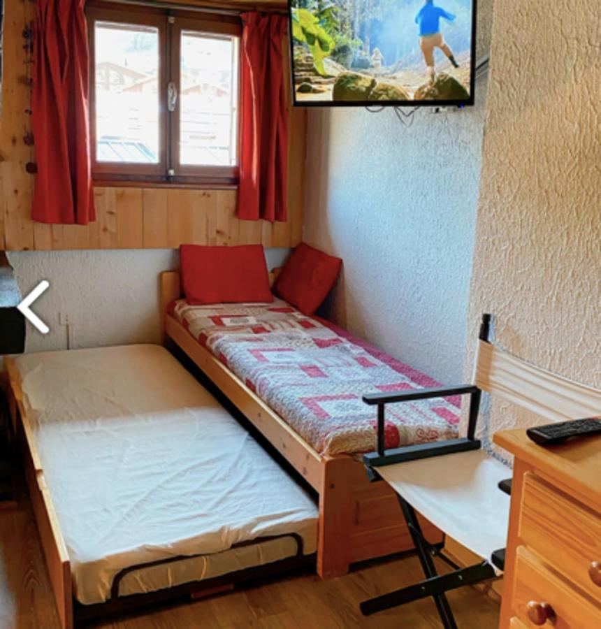 Studio In The Center Of The Village لا كلوساز المظهر الخارجي الصورة